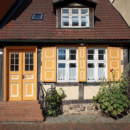 Historisches Fischerhaeuschen Ribnitz-Damgarten Exterior foto